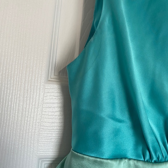 Isaac Mizrahi Silk Top - Picture 2 of 3